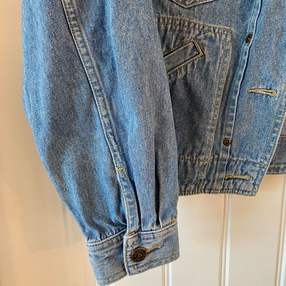 Liz Claiborne Vintage Blue Boxy Oversized Denim Jacket - Picture 4 of 9